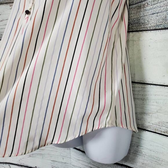 Maurices Women’s Sleeveless Blouse Large White Multicolor Striped Button Front - Picture 3 of 8
